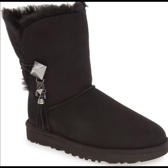 Sz 6 Ugg Lilou Charms Tassel Short Boots - Picture 8 of 8